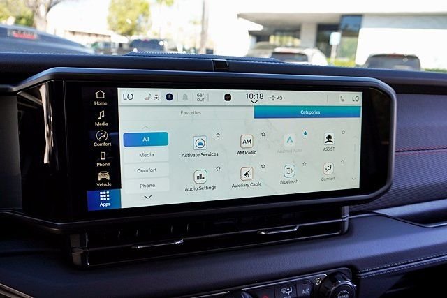 New 2026 Bright White Clear-Coat Exterior Paint Jeep Rubicon image 29