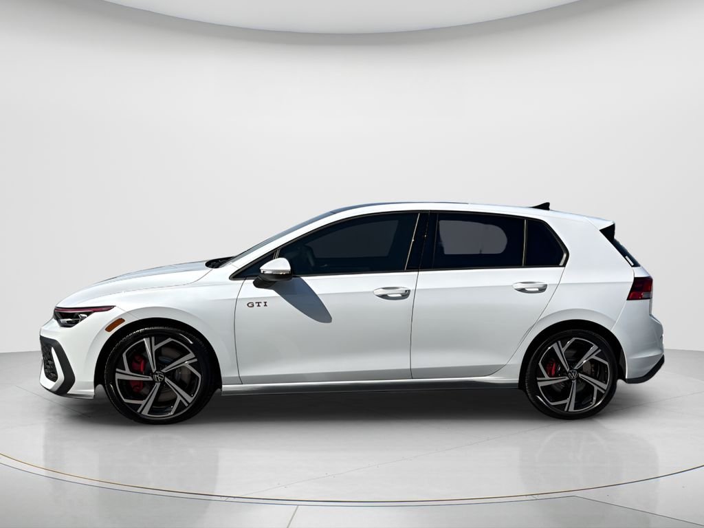 New 2026 Opal White Pearl Volkswagen SE image 8