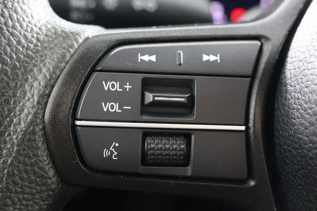 Used 2023 White Honda LX image 11