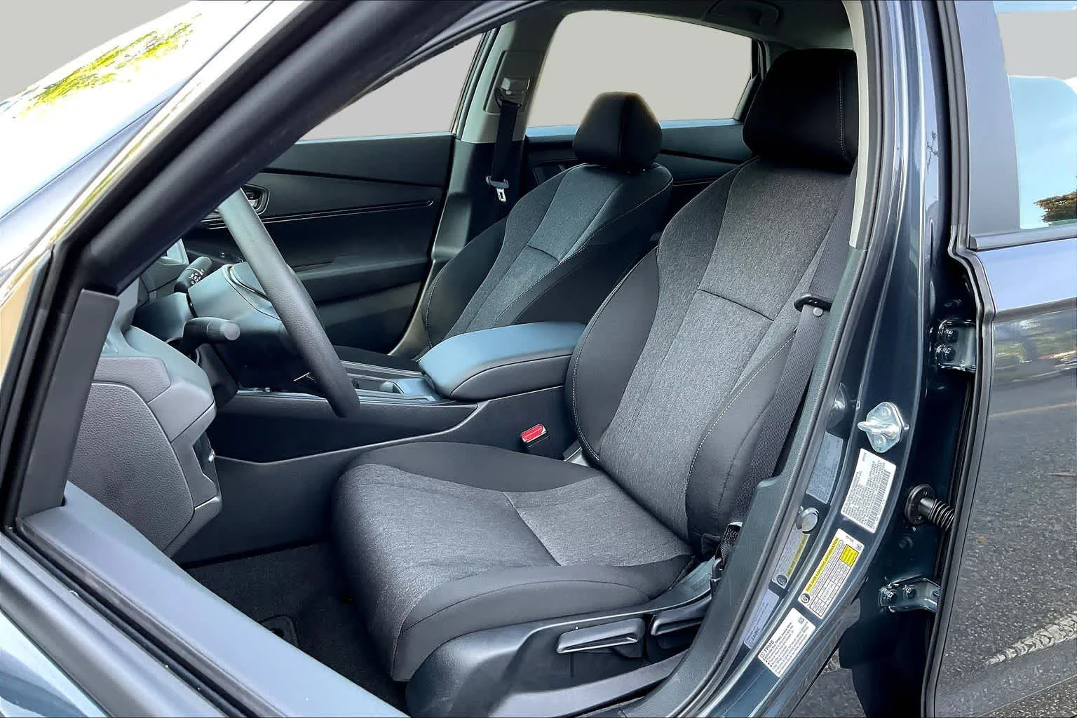 New 2026 Meteorite Gray Metallic Honda LX image 9