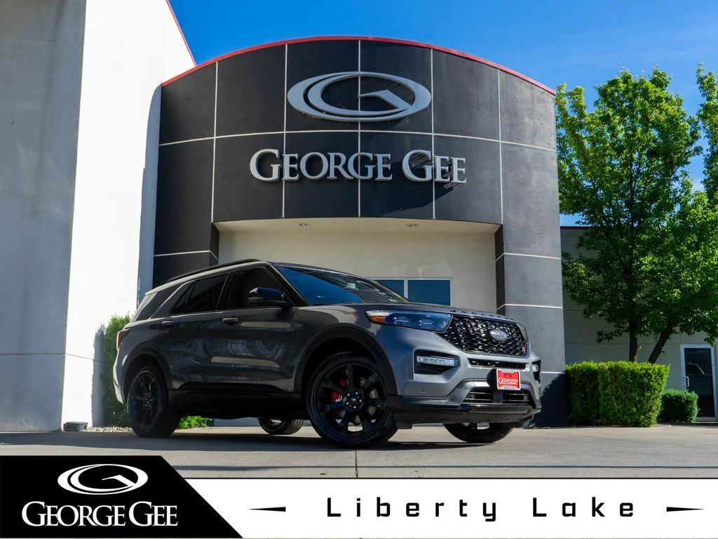 2022 Ford Explorer ST 4WD's photo