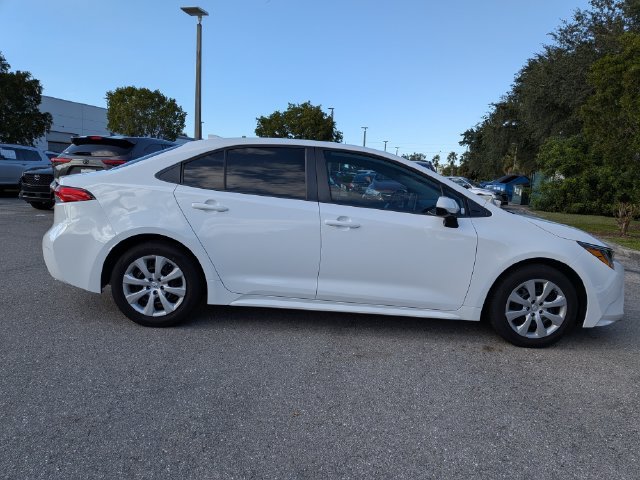 Used 2021 White Toyota LE image 3