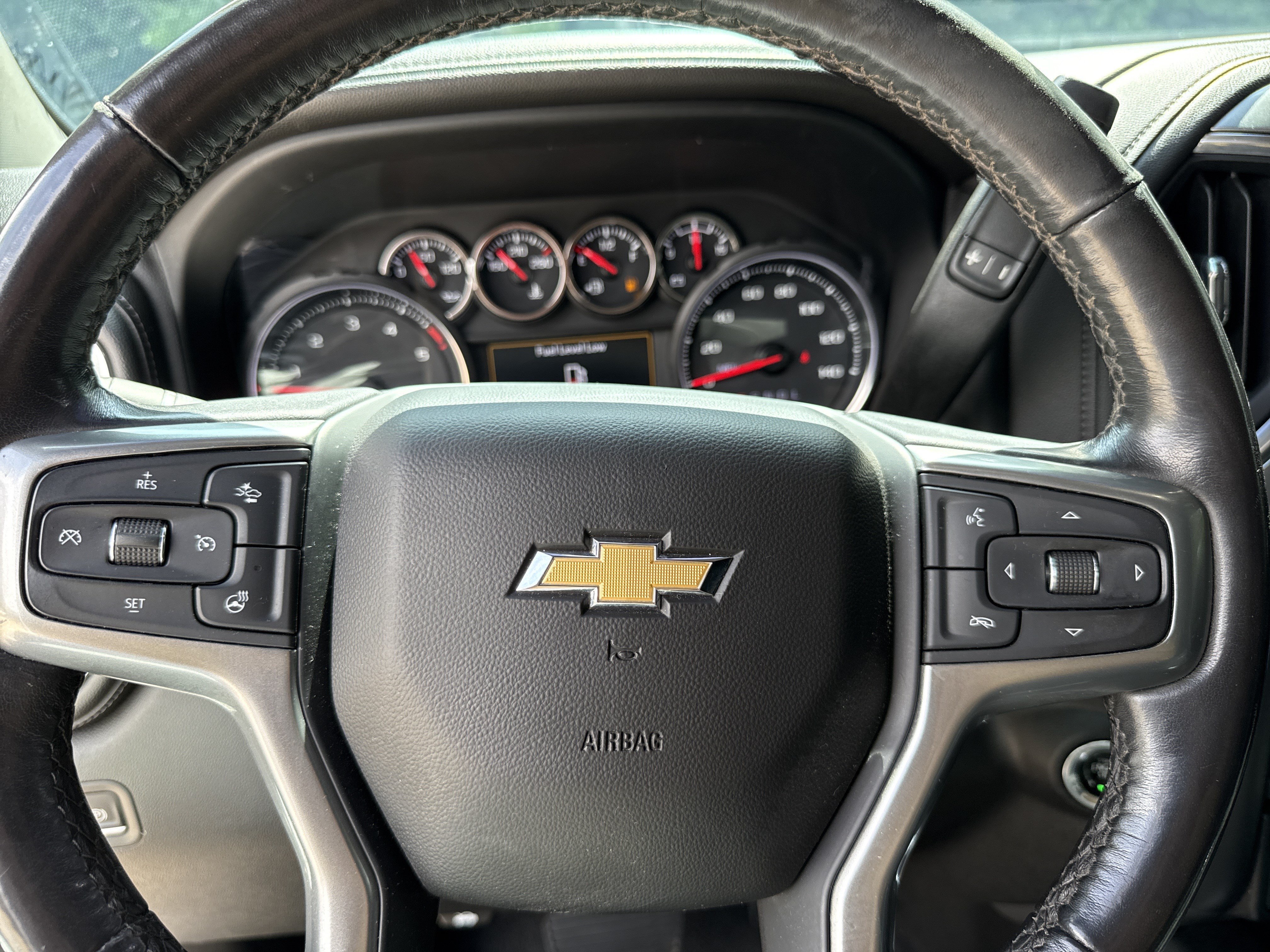 Used 2022 Summit White Chevrolet LTZ image 23