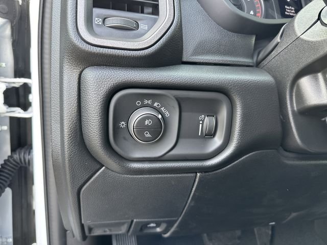 New 2026 White RAM Tradesman image 30