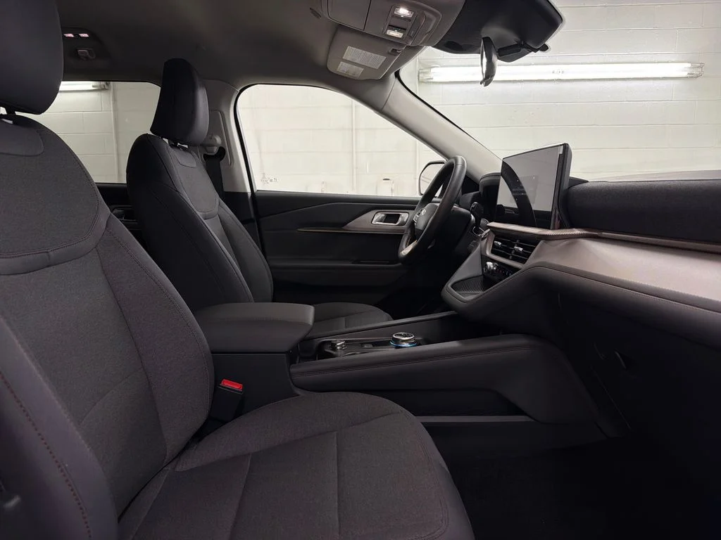 New 2026 Gray Ford Active image 29
