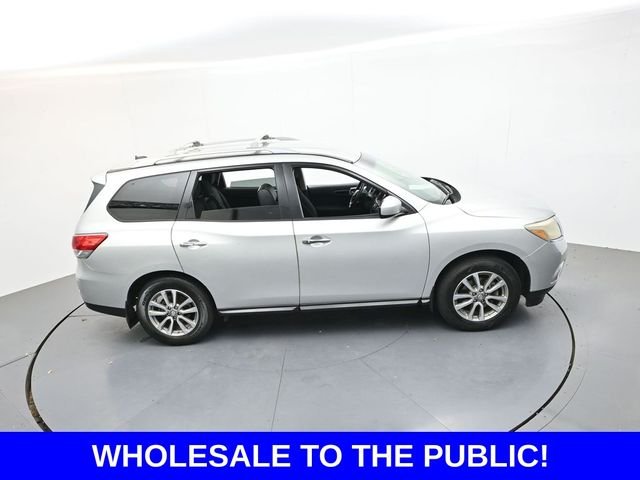 Used 2014 Silver Nissan SV image 44
