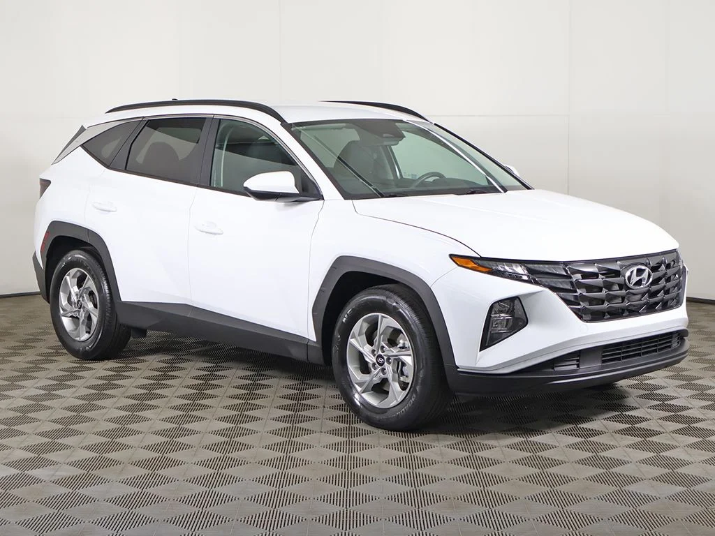 Used 2024 White Pearl Hyundai SEL image 54
