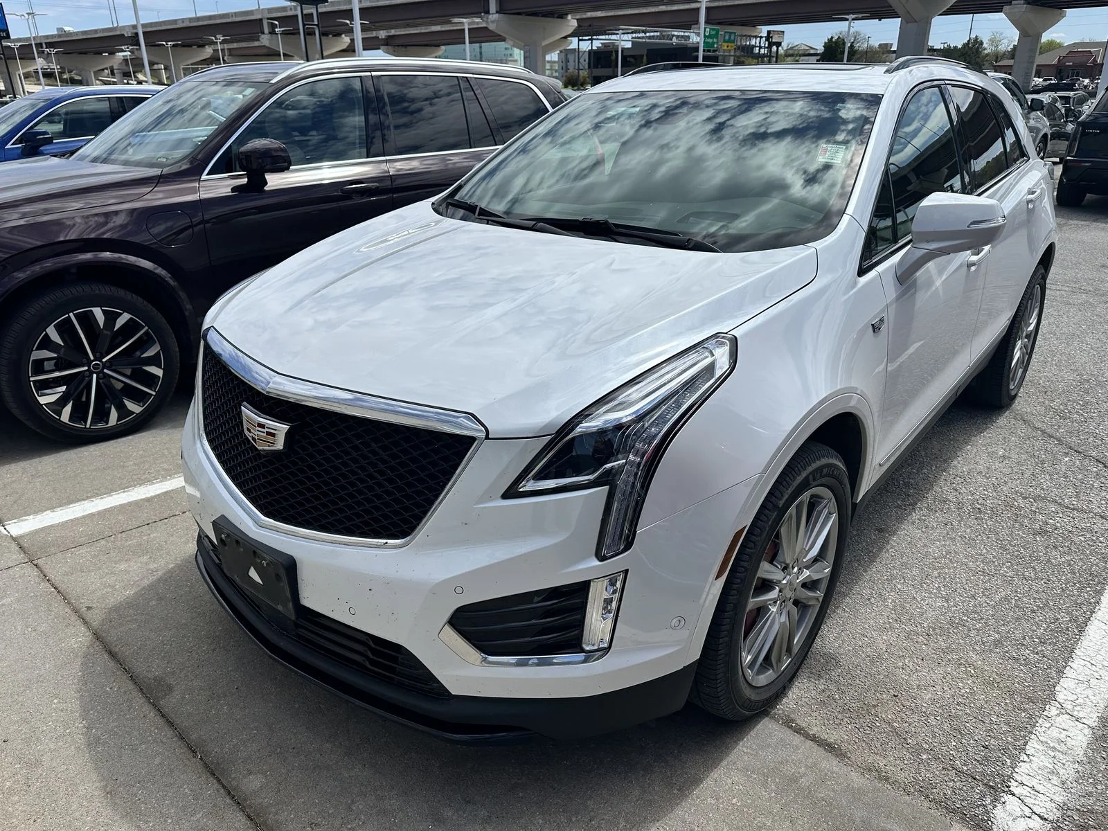 2024 Cadillac XT5 AWD Sport's photo