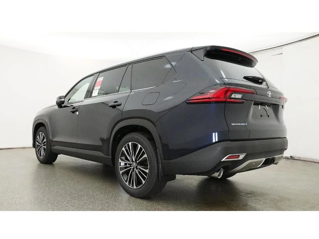 New 2026  Toyota MAX Platinum image 28