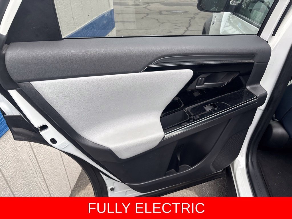 Used 2023 Cosmic White Subaru Limited image 17