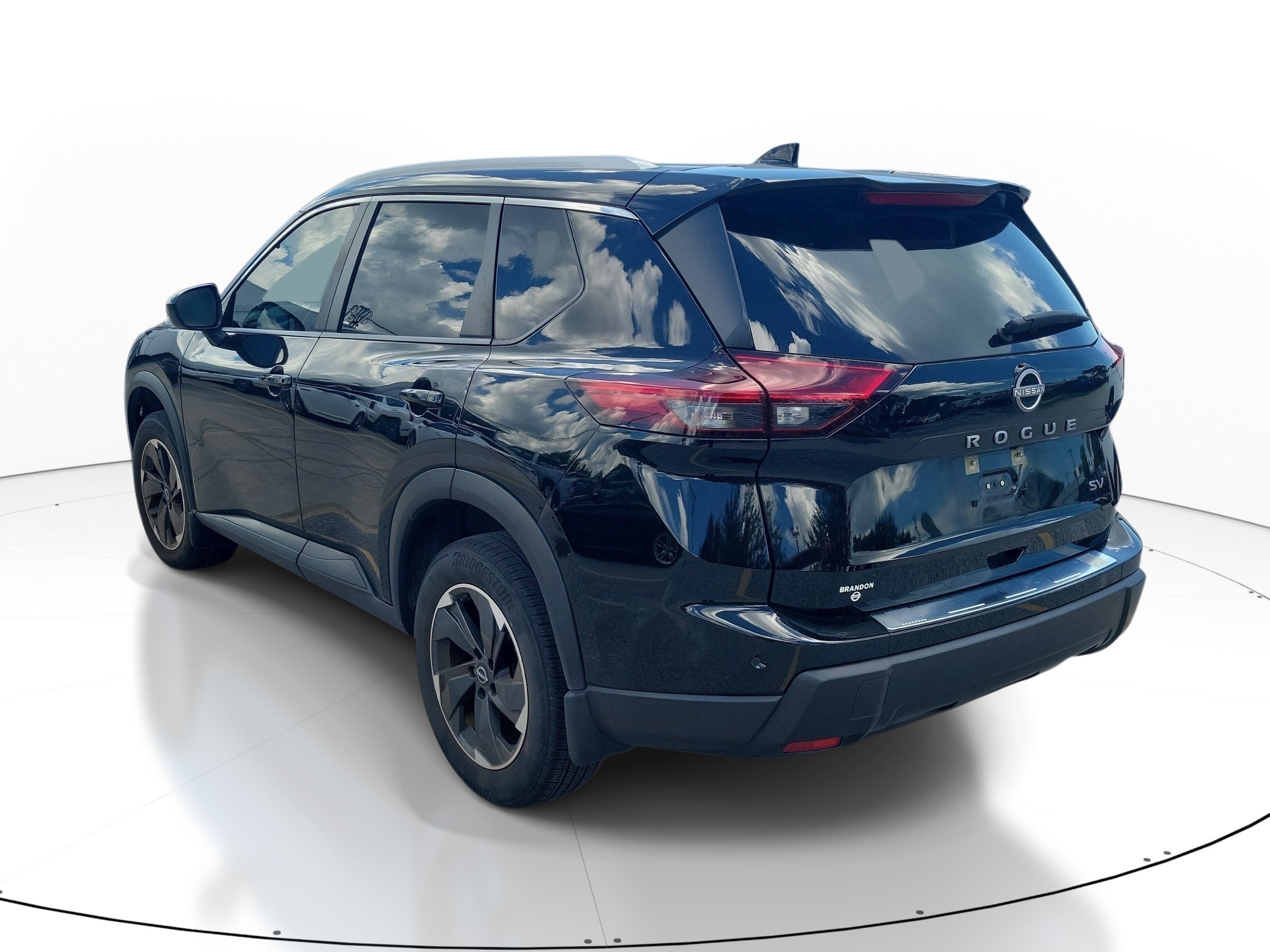 Used 2024 Super Black Nissan SV image 7