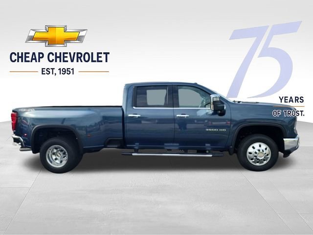 2026 Chevrolet Silverado 3500 HD LTZ - Photo 8