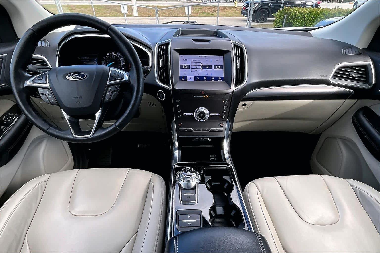 Used 2020 Star White Metallic Tri-Coat Ford Titanium image 16