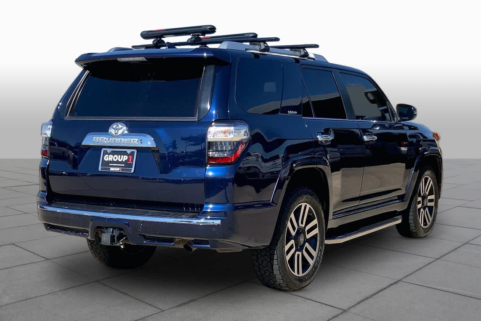 Used 2018 Nautical Blue Metallic Toyota Limited image 13