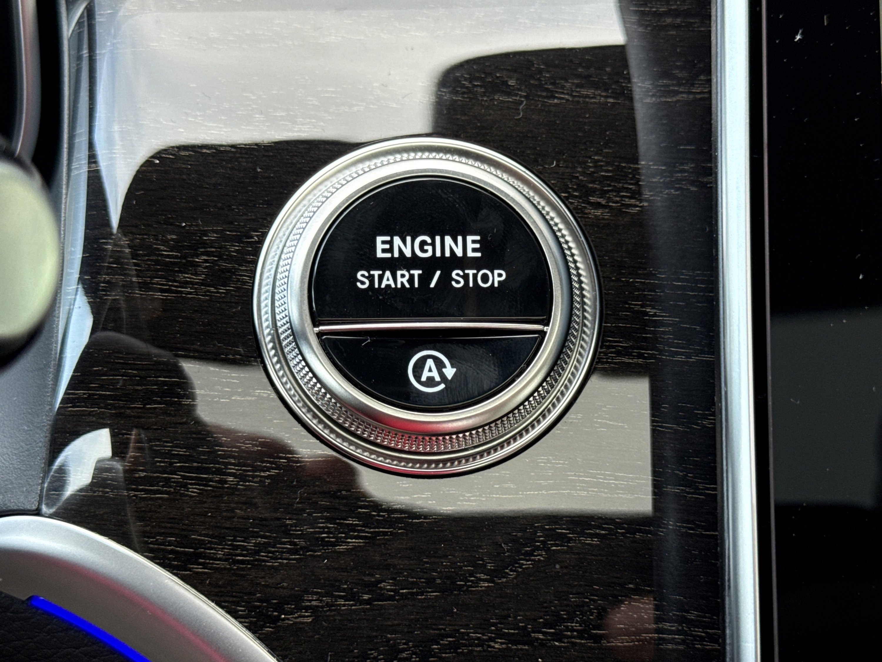 Certified Used 2026 Polar White Mercedes-Benz GLC 300 image 27