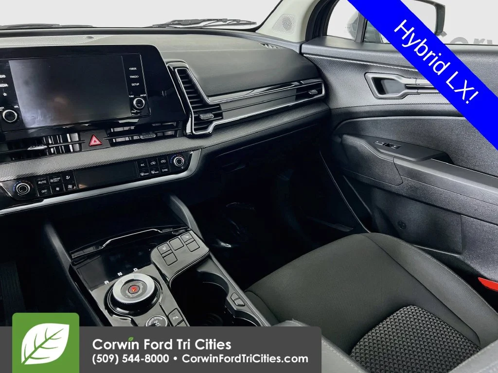 Used 2024 Gravity Gray Kia LX image 24