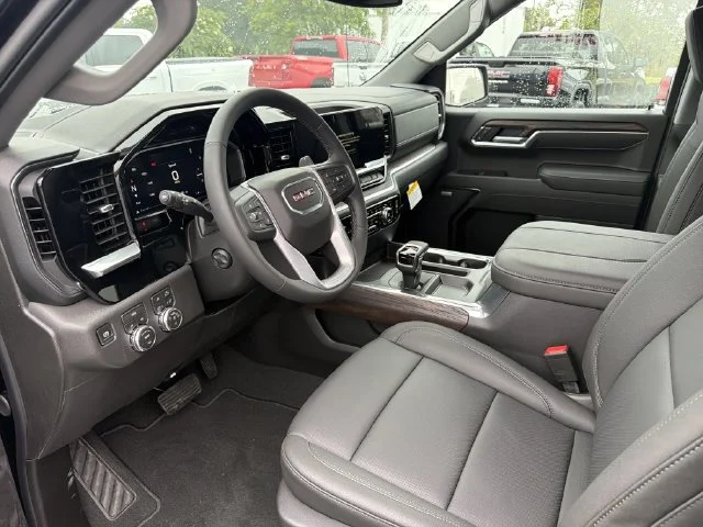 New 2026 Onyx Black GMC SLT image 19