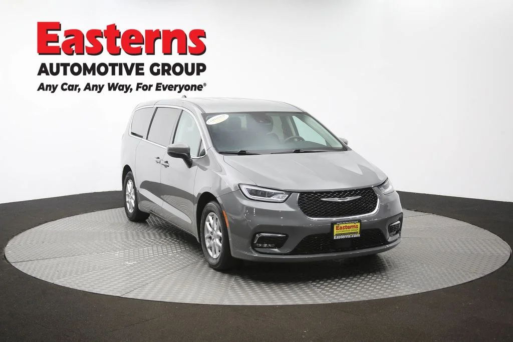 Used 2023 White Chrysler Touring L image 51