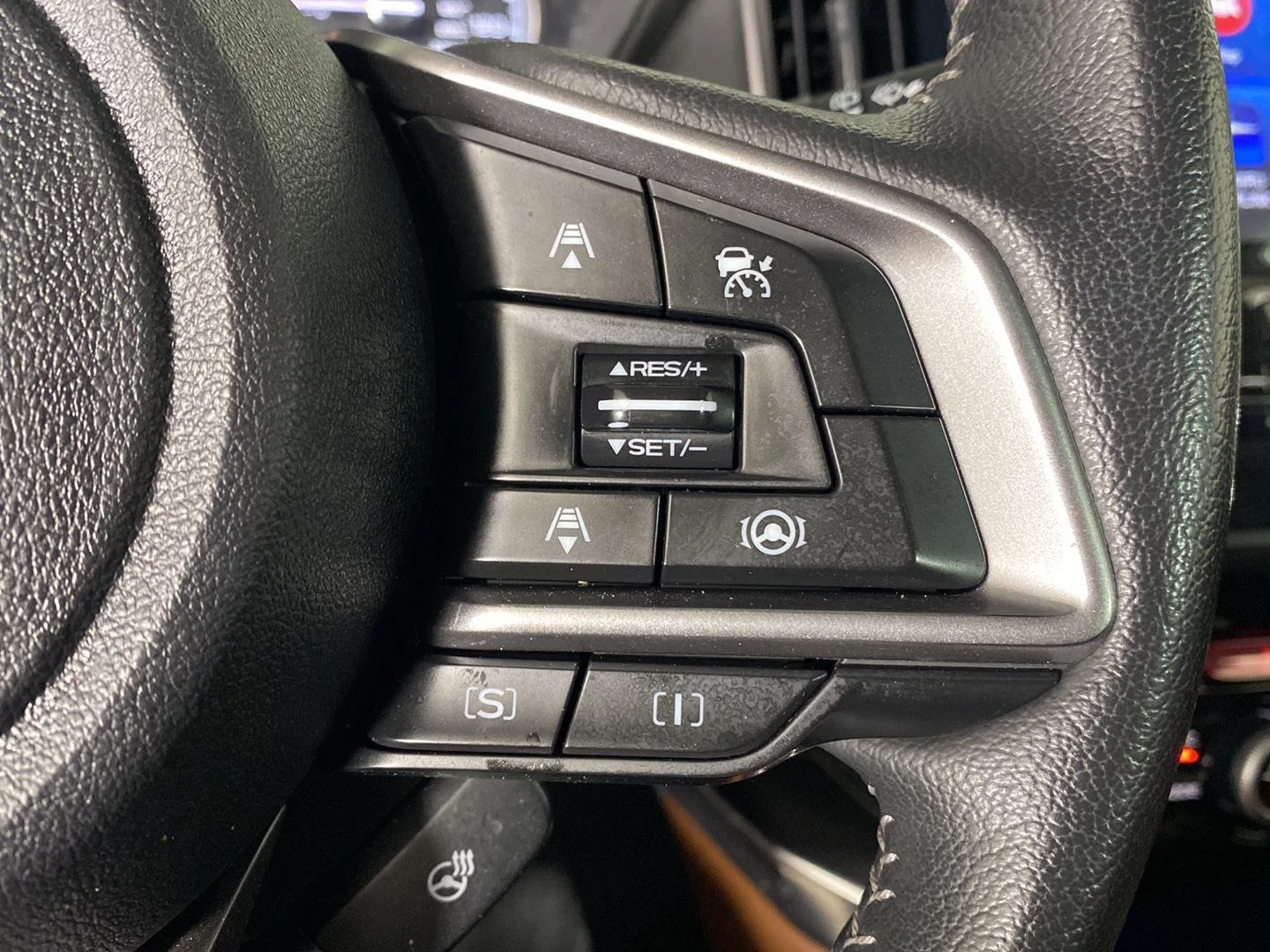 Used 2020 Horizon Blue Pearl Subaru Touring image 23