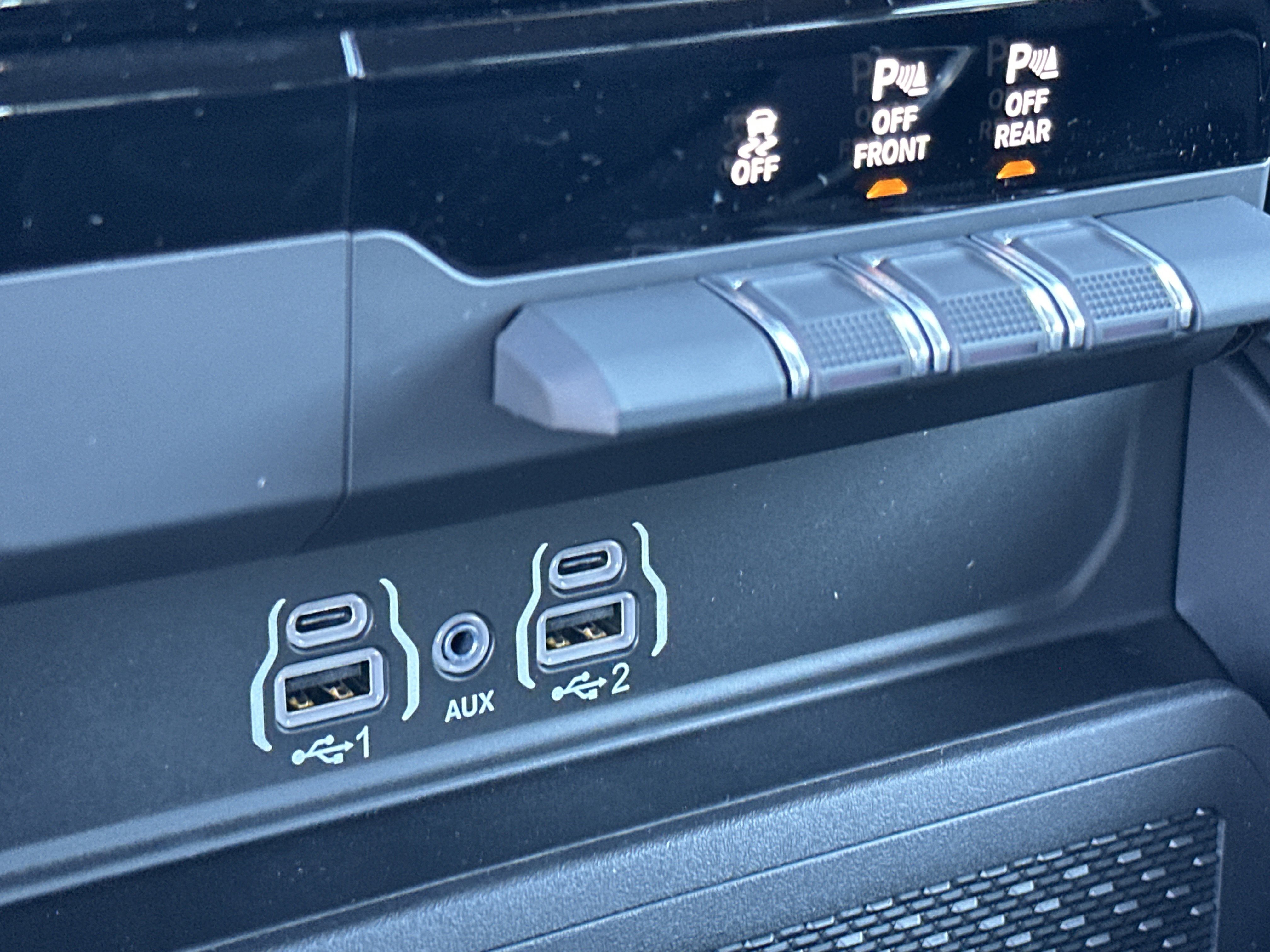2026 RAM 1500 Laramie - Photo 32
