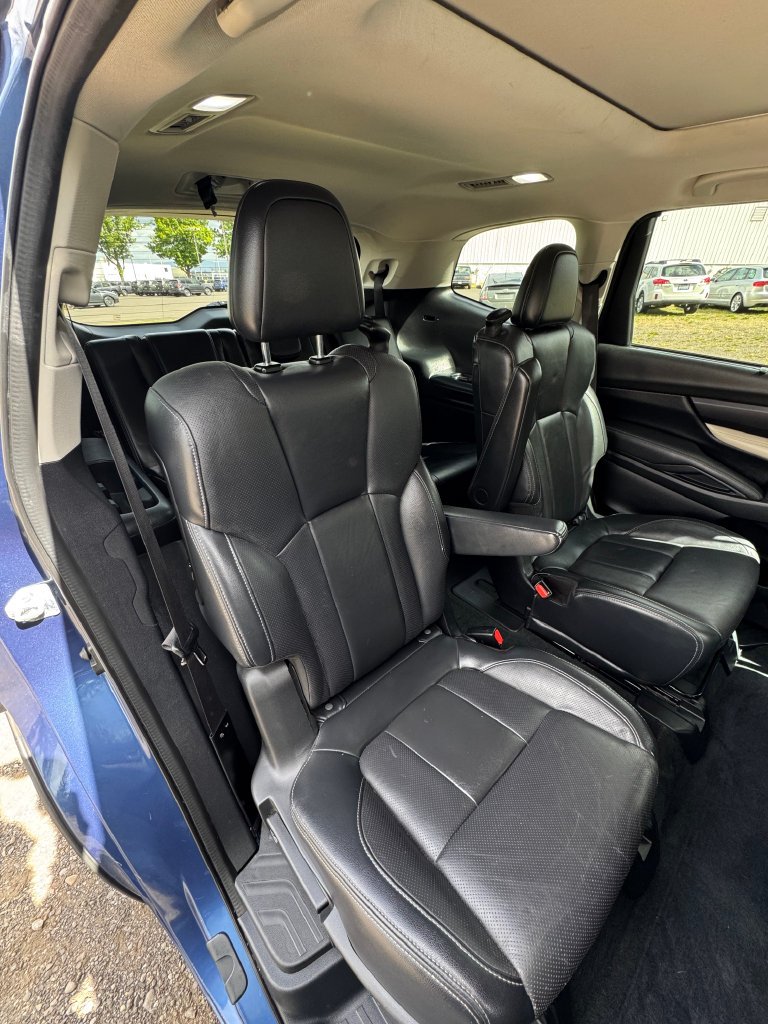 Used 2021 Abyss Blue Pearl Subaru Limited image 27