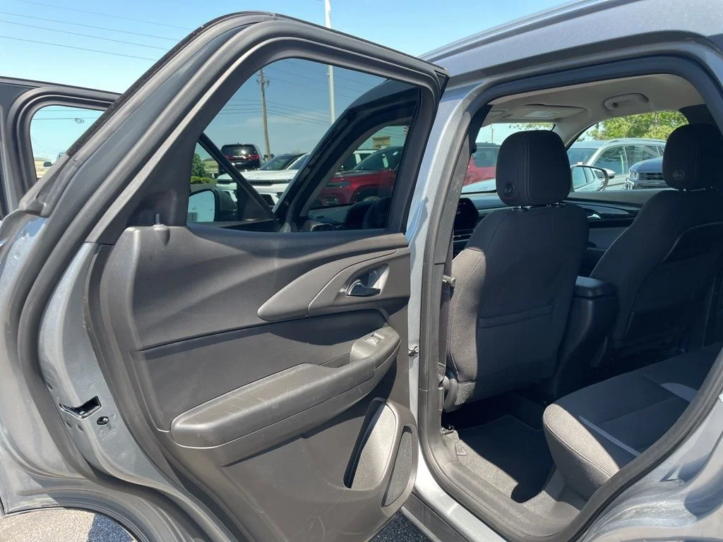 Used 2025 Gray Chevrolet LT image 22