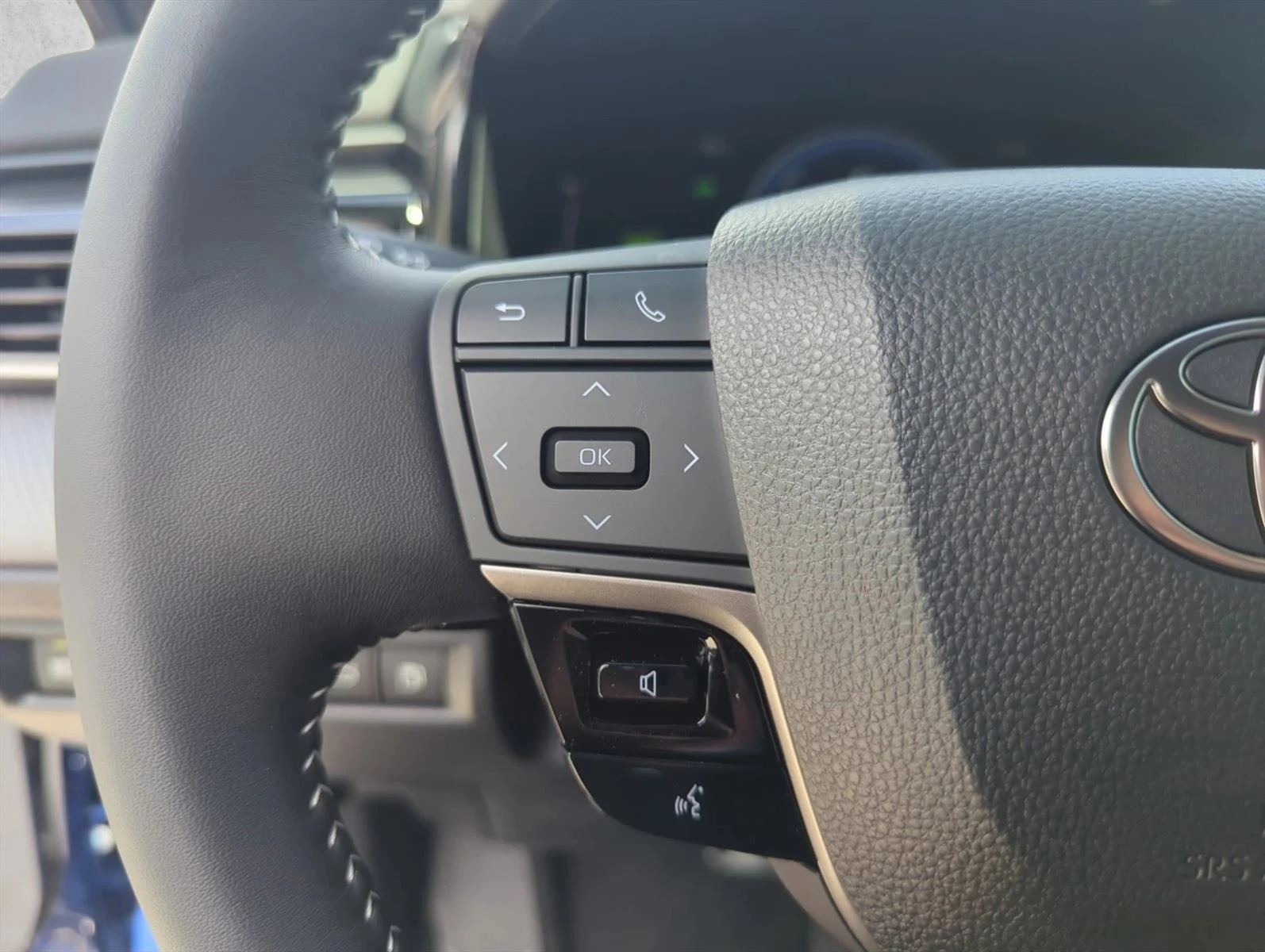 Used 2026 Reservoir Blue Toyota SE image 15