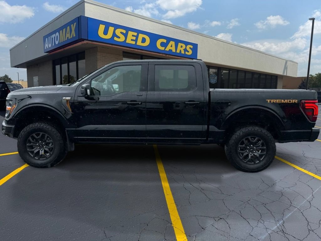 Used 2025 Black Metallic Ford Tremor image 8