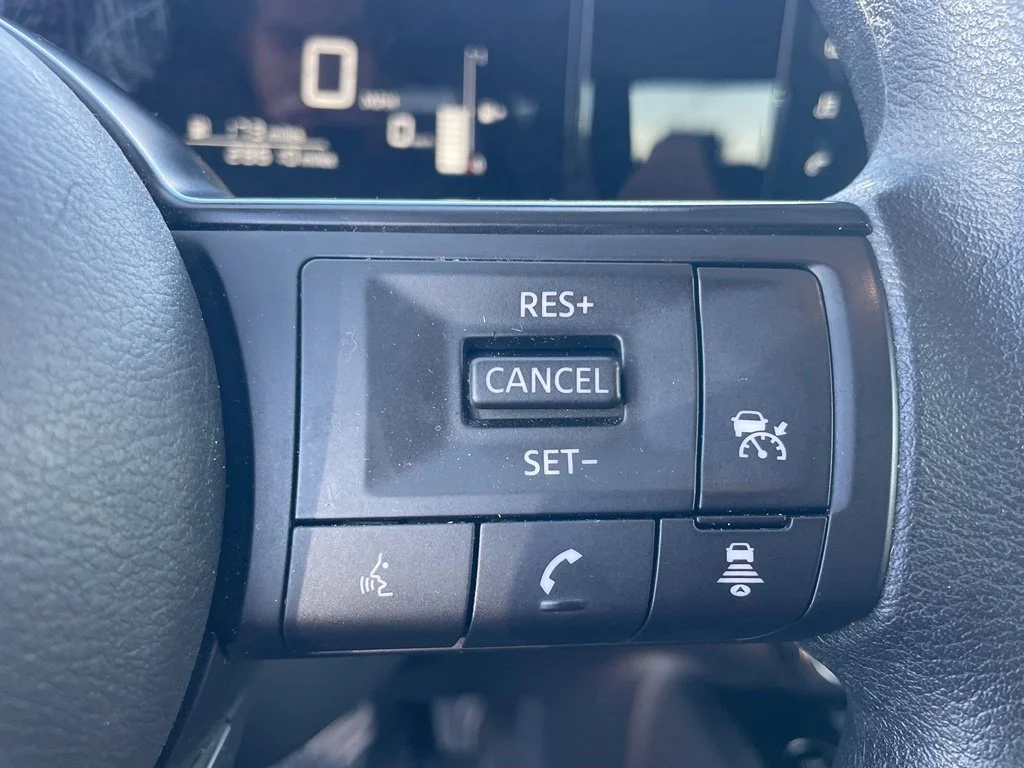Used 2025 Red Nissan SV image 9