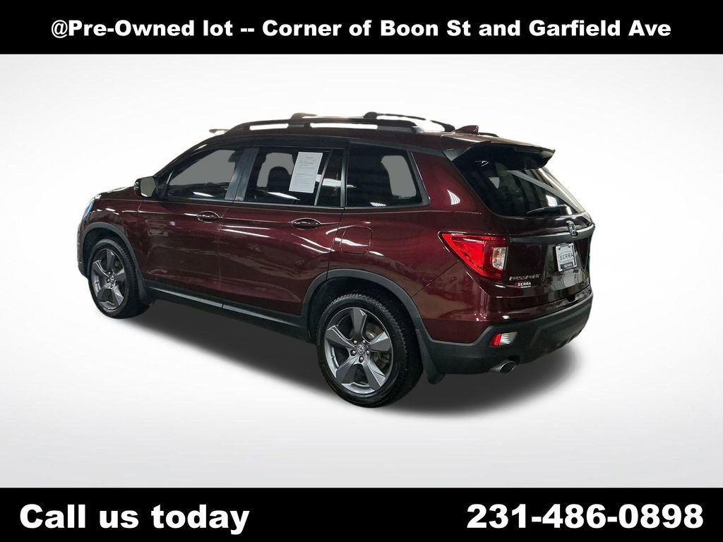 Used 2021  Honda Touring image 3