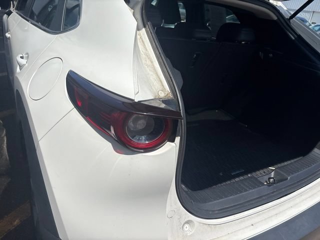 Used 2023 Snowflake White Pearl Mica Mazda 2.5 S Select Package image 10