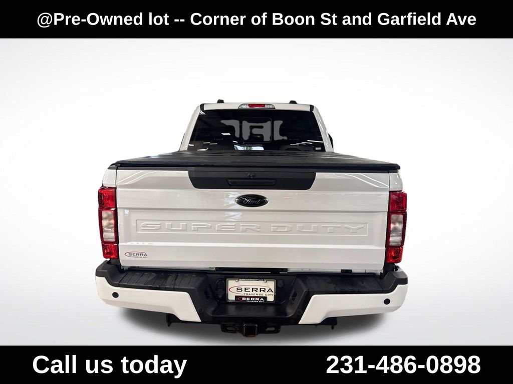 Used 2022 White Ford XLT image 4