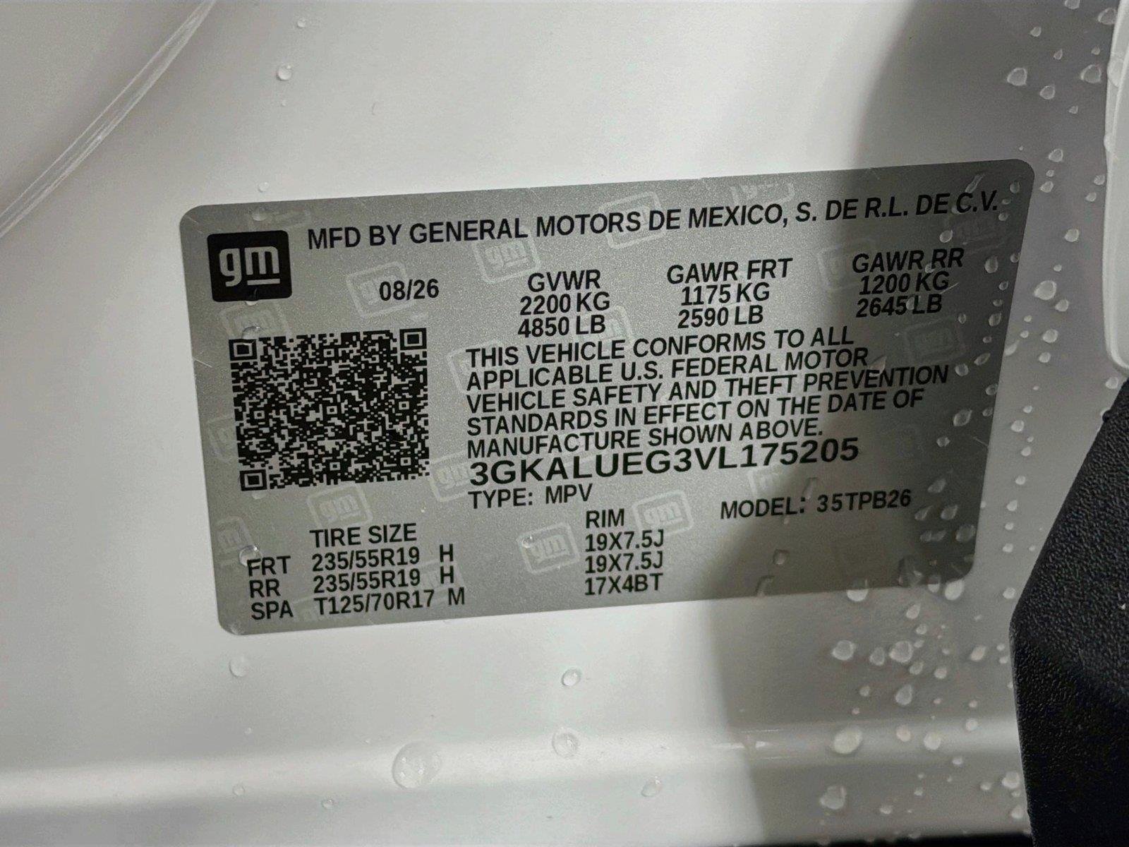 New 2027 Summit White GMC Elevation image 40