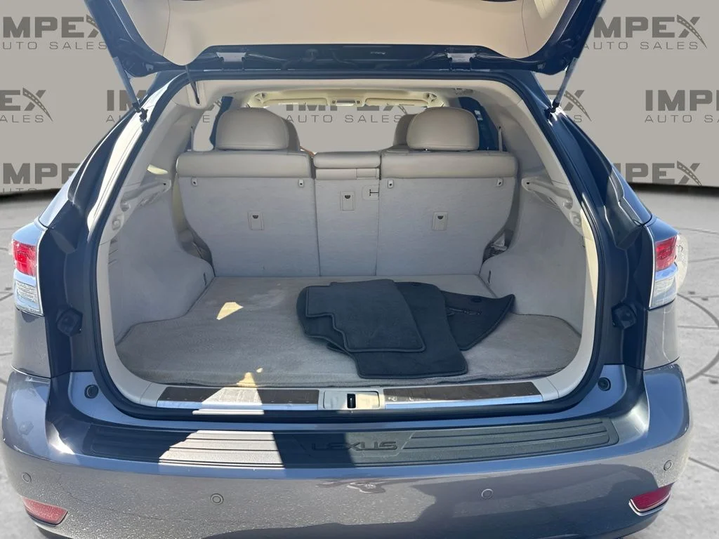 Used 2015 Gray Lexus 450h image 18