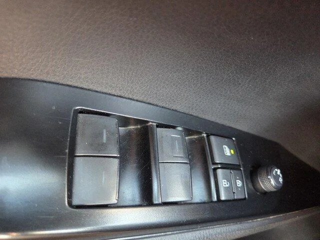 Used 2025 BLACK Toyota LE image 23