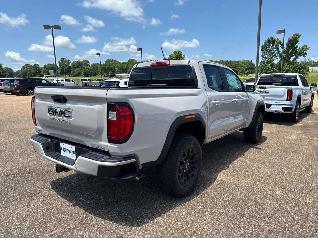 New 2026 Coastal Dune GMC Elevation image 18