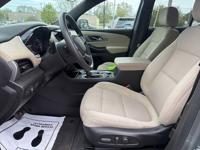 Used 2023 Sterling Gray Metallic Chevrolet 1FL image 21