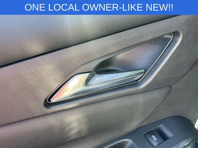 Used 2026 White Chevrolet LT image 27