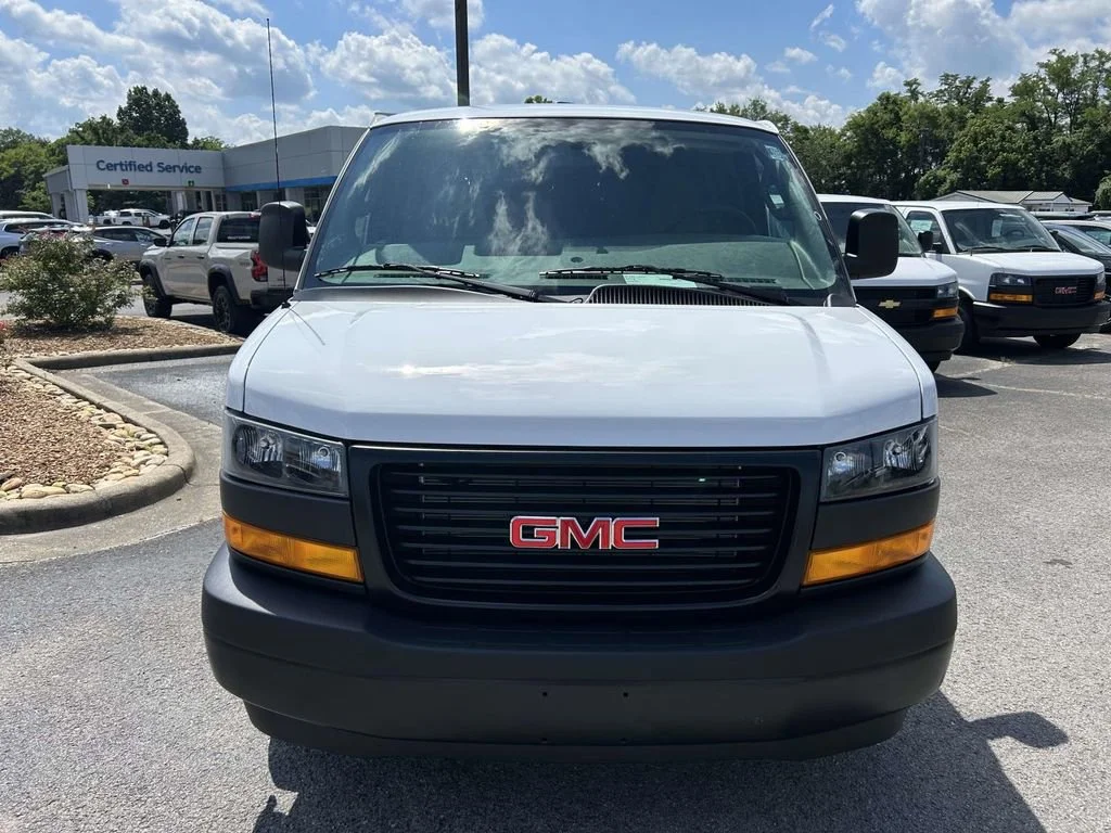 New 2026 Summit White GMC Work Van image 9