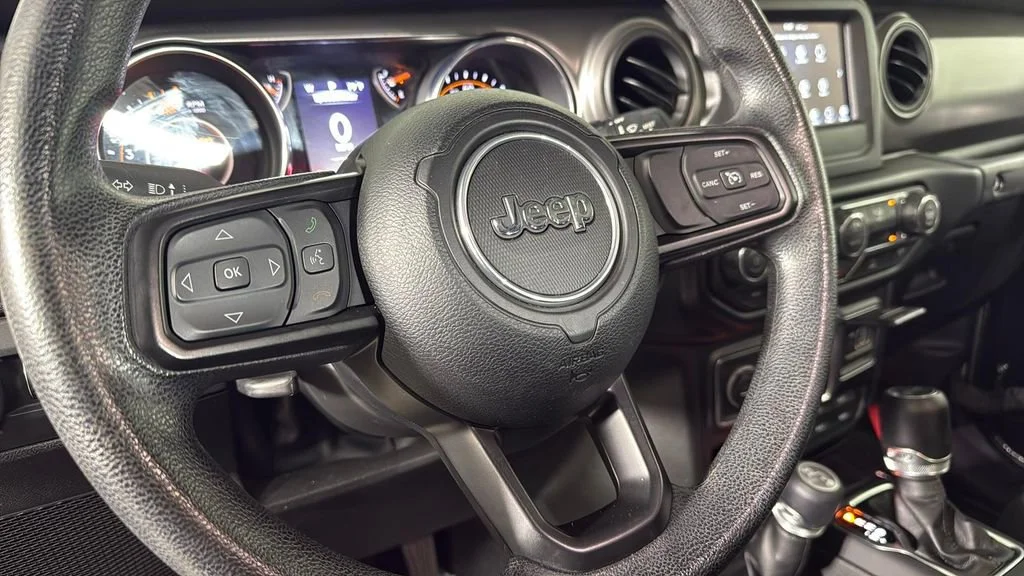 Used 2022 Black Jeep Sport 4x4 image 24