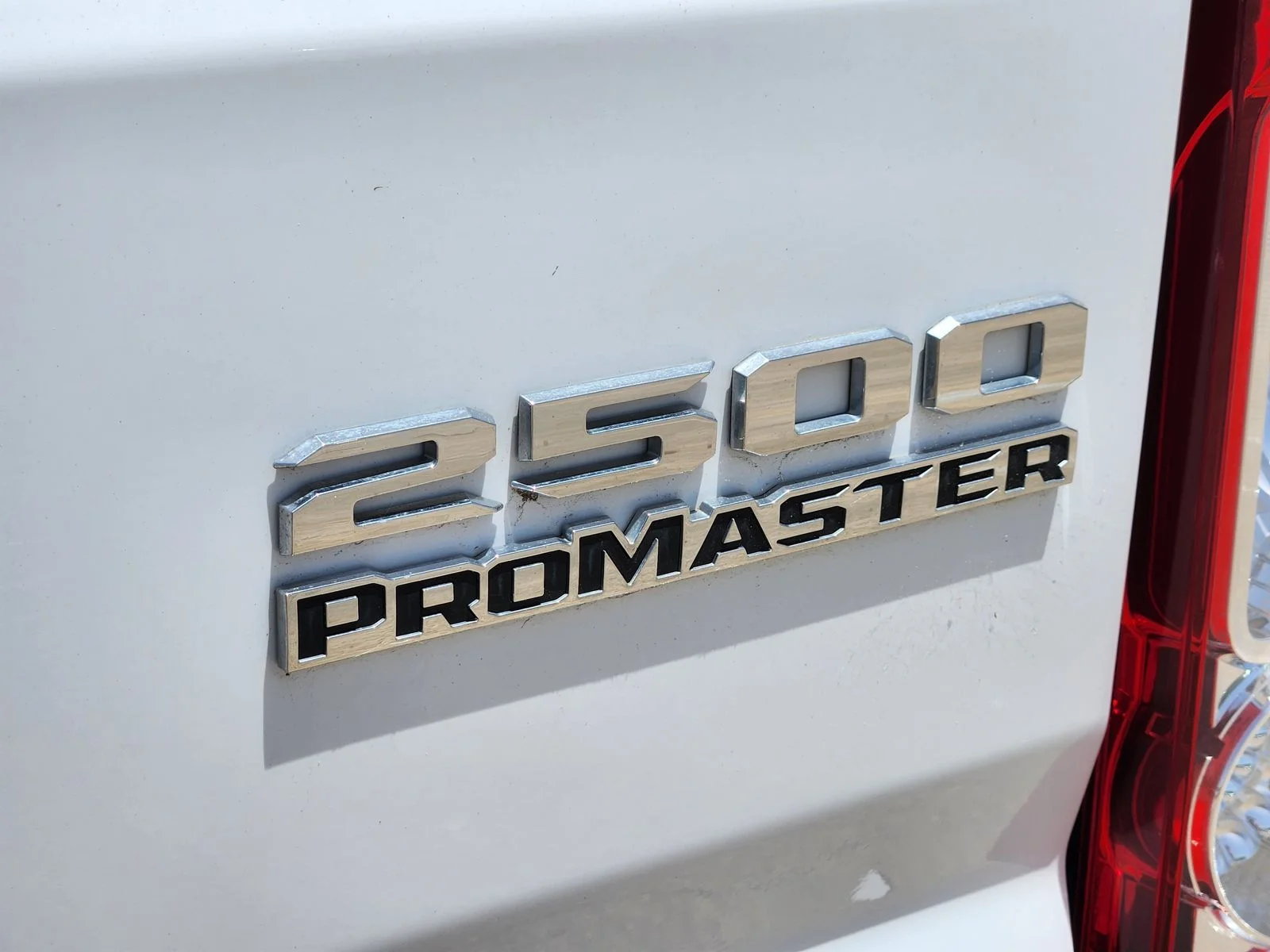 Used 2023 White Ram High Roof image 11