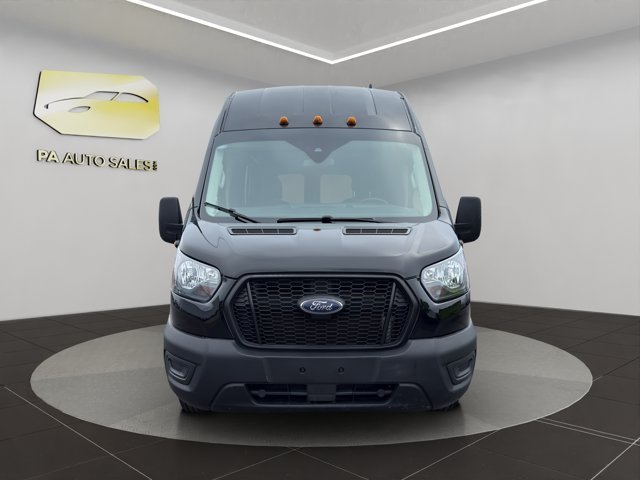 Used 2024 Black Ford  image 2