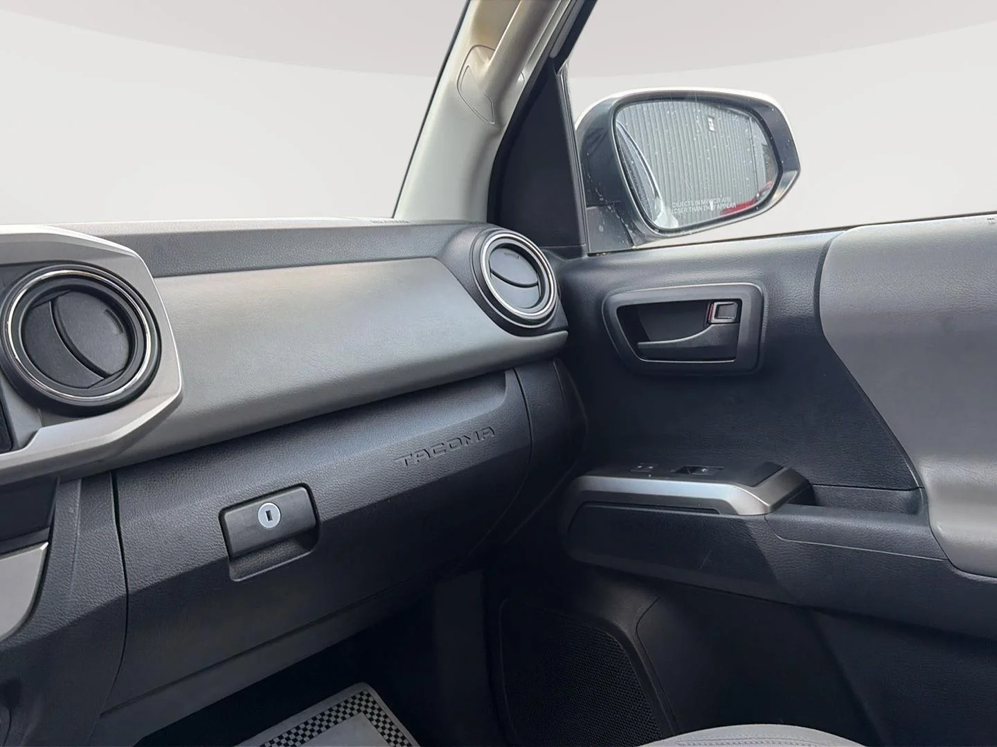 Certified Used 2019 Super White Toyota SR5 image 22