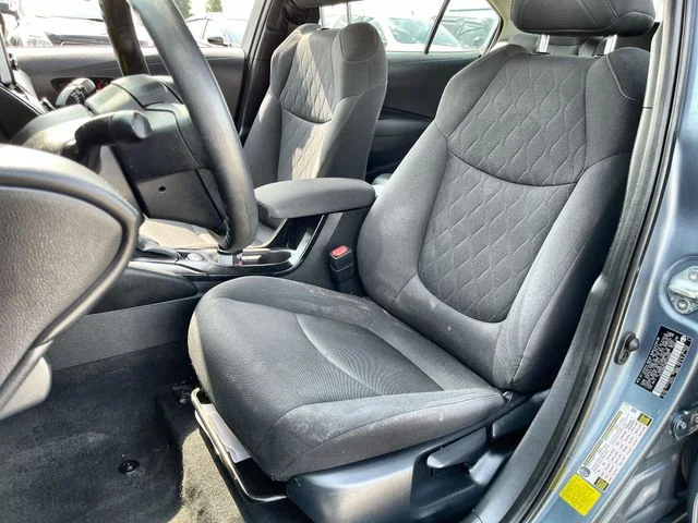 Used 2021  Toyota LE image 15
