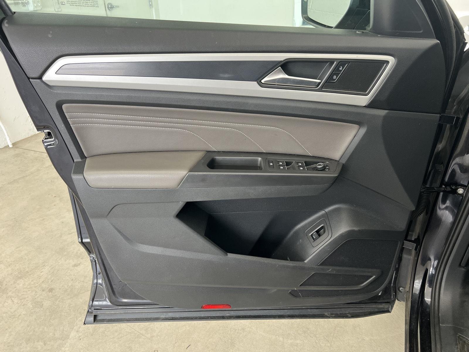 2023 Volkswagen Atlas SEL R-Line Black - Photo 11