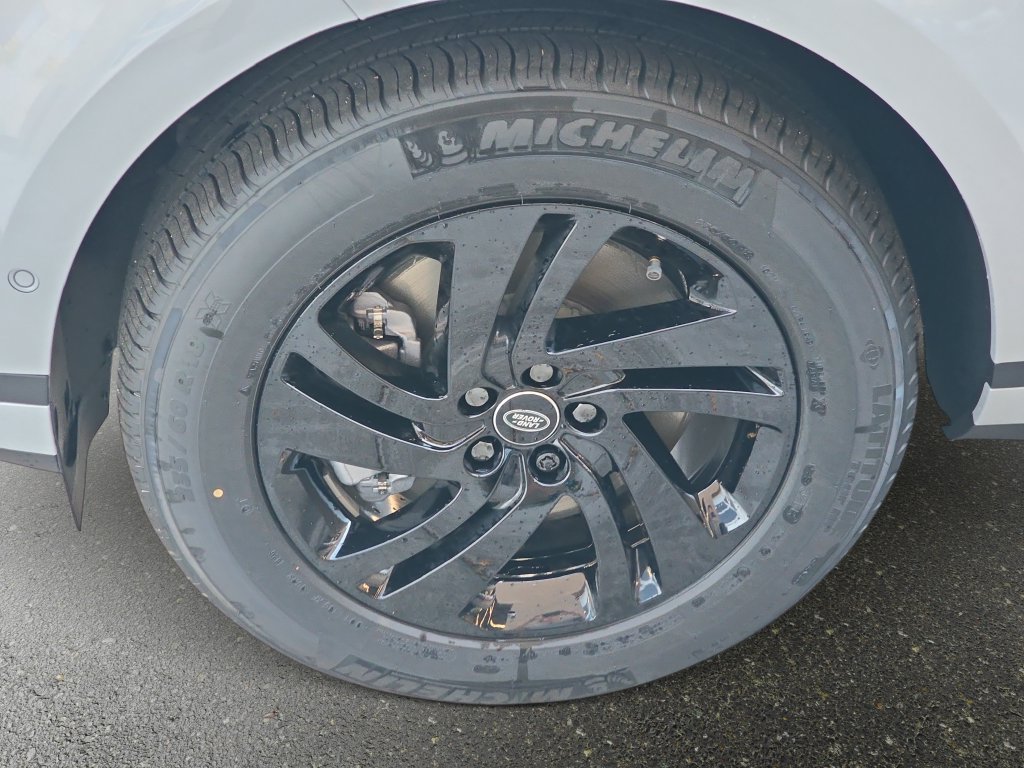 New 2026 Arroios Grey Land Rover S image 22