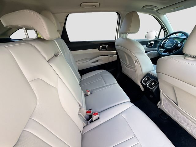 2025 Kia Sorento S - Photo 27