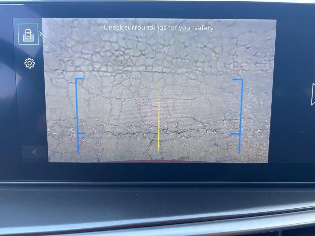 Used 2025 Red Kia LX image 29