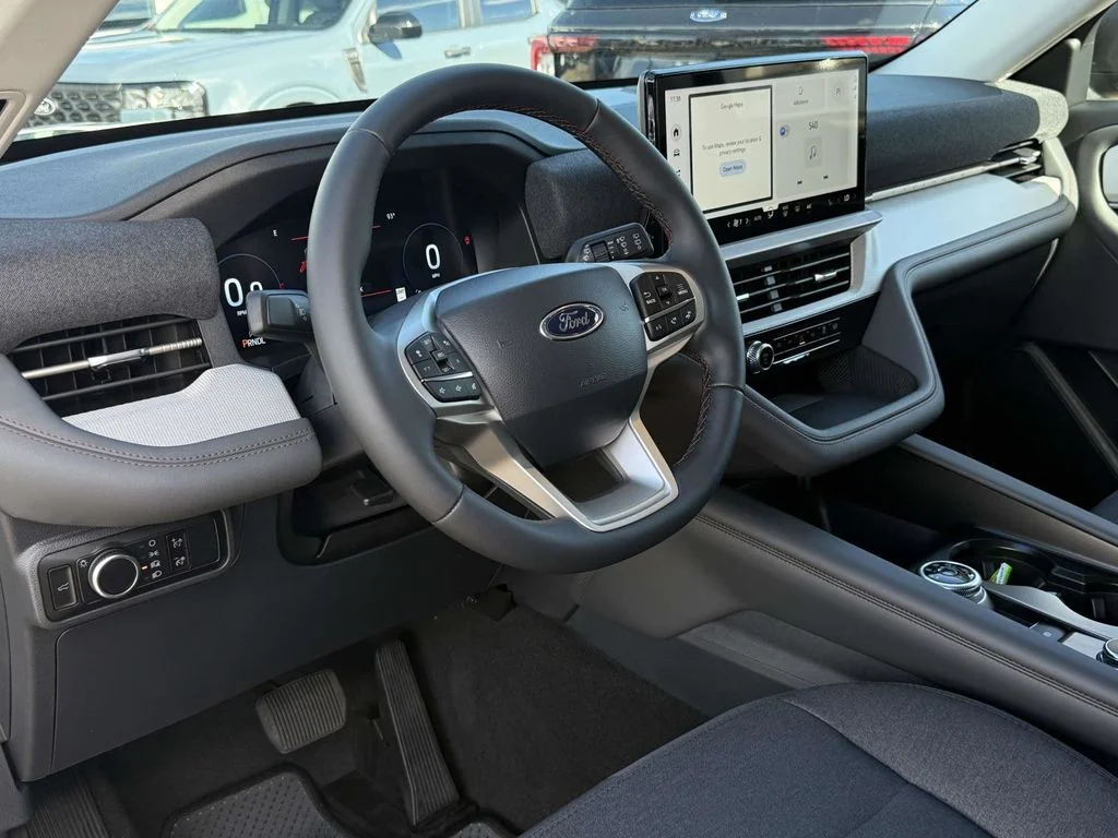 New 2026 Agate Black Metallic Ford Active image 24