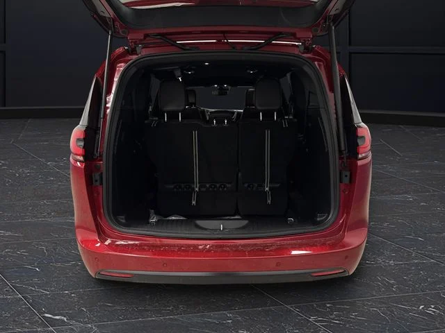 New 2026 Red Hot Pearl-Coat Exterior Paint Chrysler Select image 14